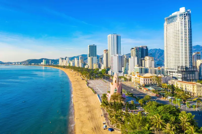 nha trang beach scaled
