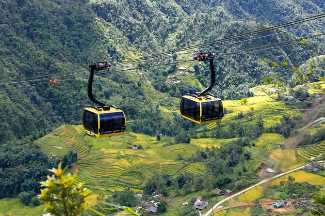 fansipan cable, cat cat village, moana instagram day tour